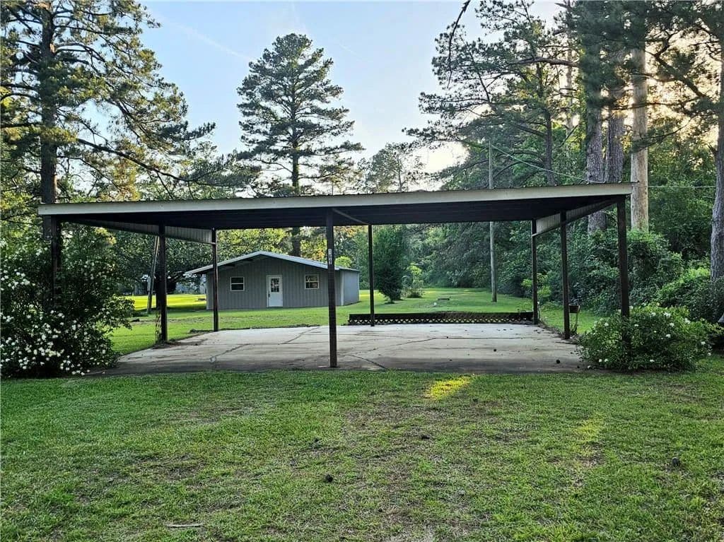 Lots & Land-Other in Deville - Deville, Louisiana, 71328