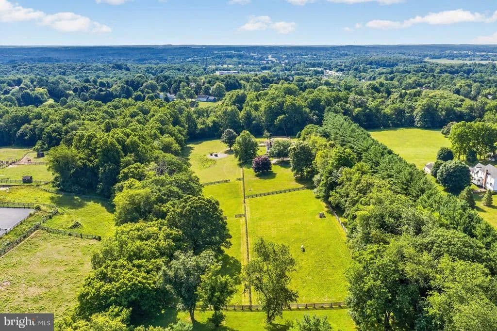 9.7 Acres of Land for Sale in MOUNT AIRY, MD - Mount Airy, Maryland, 21771