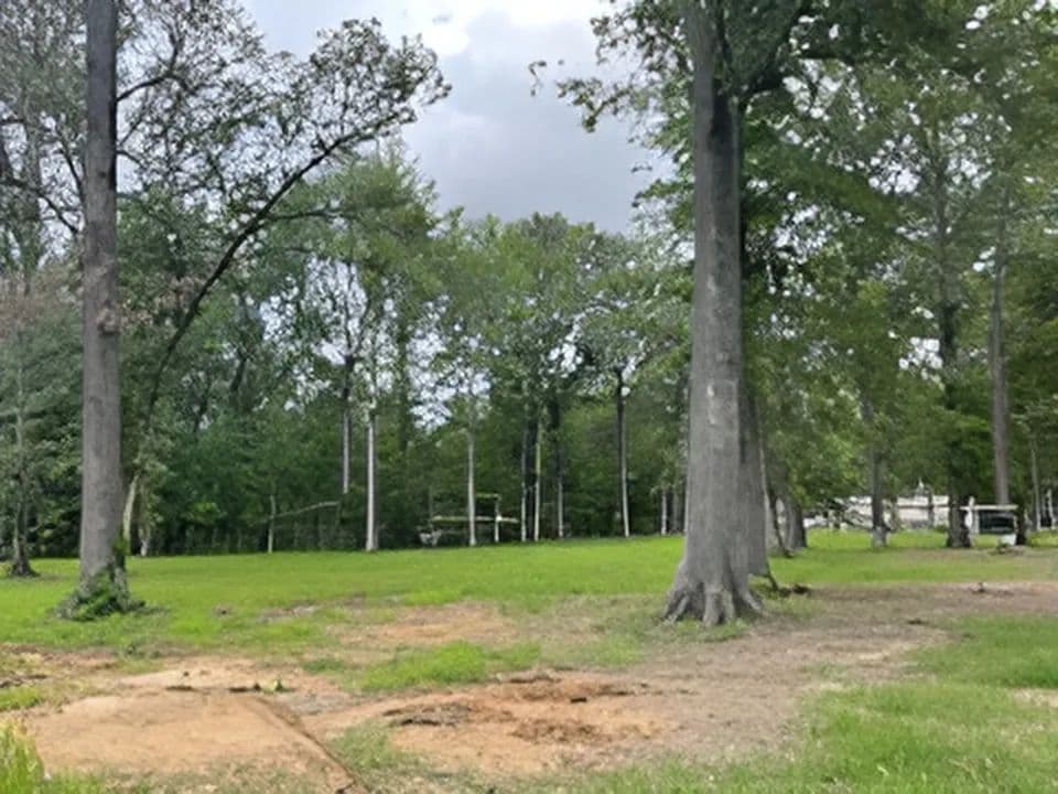 Land -Single Family Acreage in Paducah - land for sale