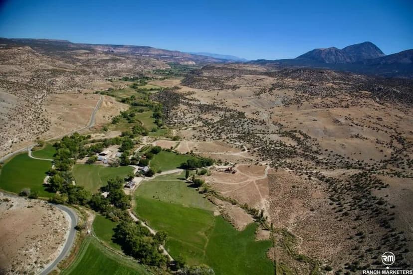 McElmo Creek Guest Ranch