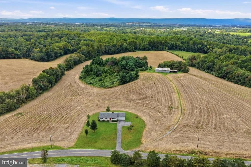 25.23 Acres of Land for Sale in WOODSBORO, MD - Woodsboro, Maryland, 21798