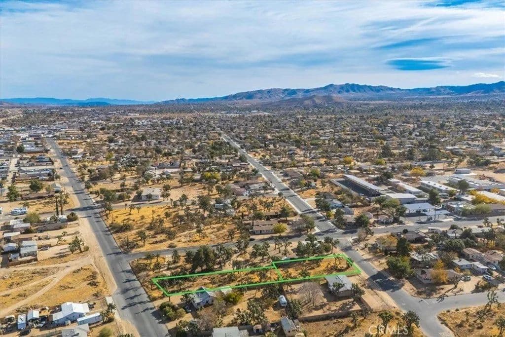 Lots & Land-Other in Yucca Valley - Yucca Valley, California, 92284