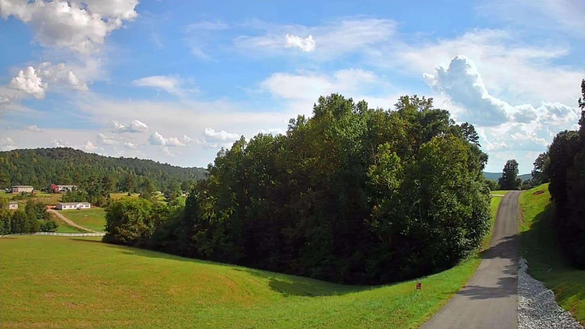 1.09 Acres of Land for Sale in Decatur, TN - Decatur, Tennessee, 37322