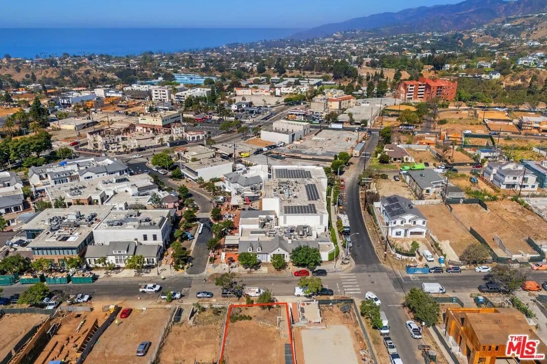 Vacant Land in Pacific Palisades - Pacific Palisades, California, 90272