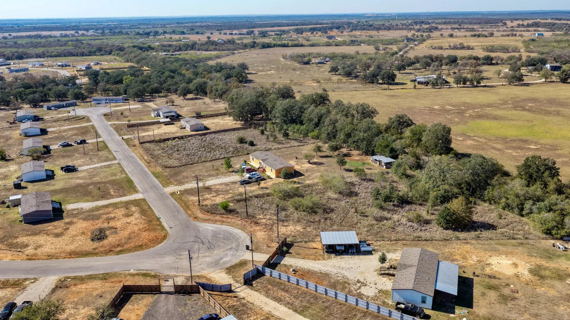 1 Acre Lot in Dale, Texas! - Dale, Texas, 78616