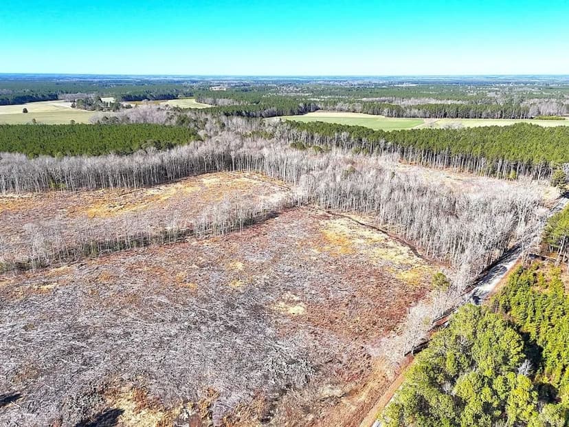 UNDER CONTRACT!!  10.18 Acres of Residential Land for Sale in Sussex County VA!