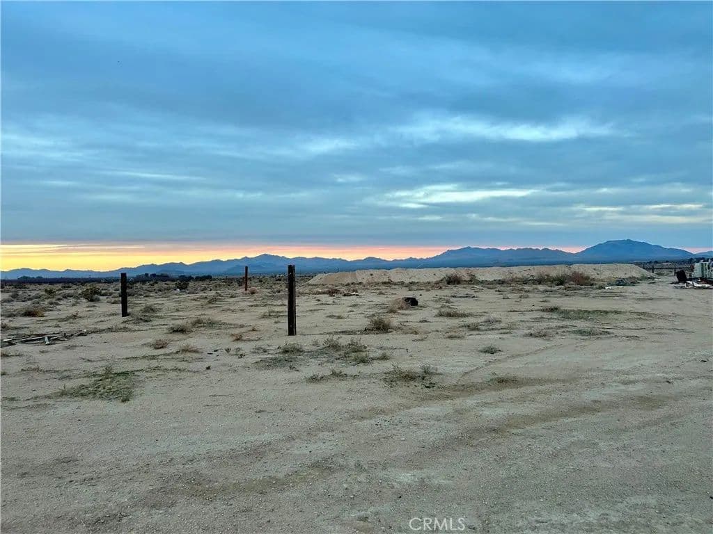 Vacant Land in Lucerne Valley - Lucerne Valley, California, 92356