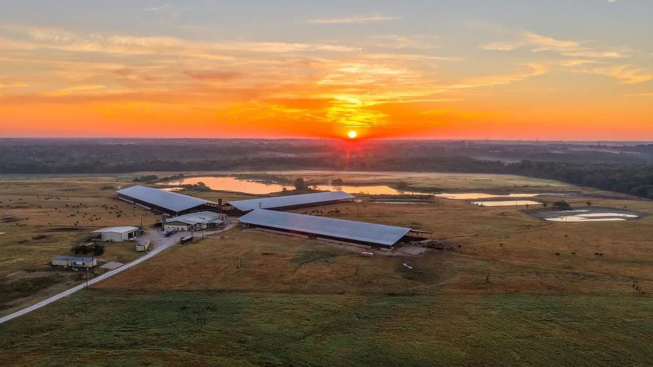 OUTPOST 76 RANCH – 1,017.73± ACRE PREMIER NORTHEAST TEXAS CATTLE OPERATION - Sulphur Springs, Texas, 75482