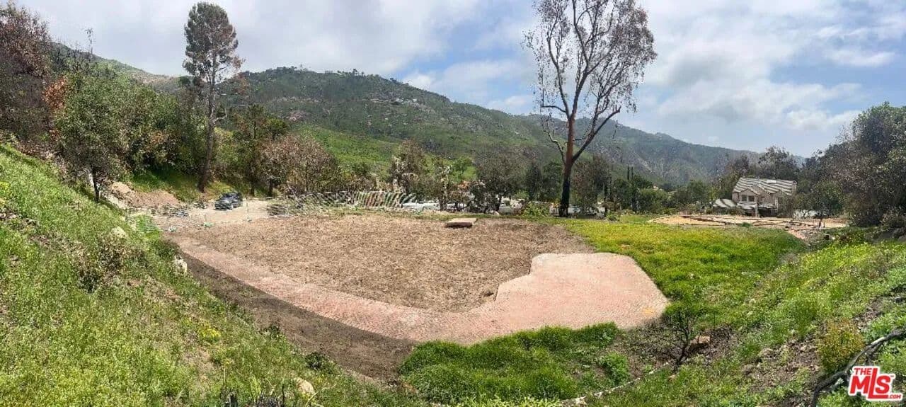 Vacant Land in Malibu - Malibu, California, 90265