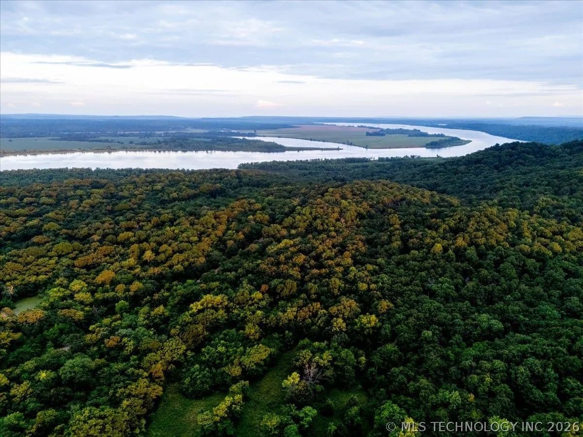14.96 Acres of Land for Sale in Muskogee, OK - Muskogee, Oklahoma, 74403