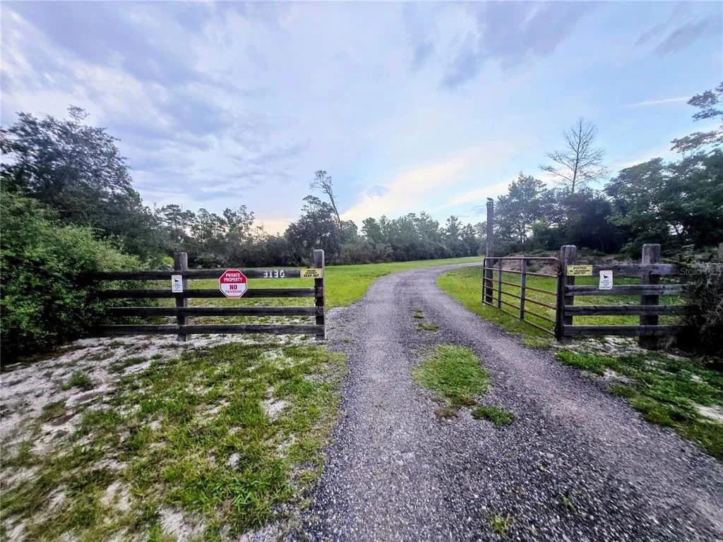 Vacant Land in Deltona - Deltona, Florida, 32738