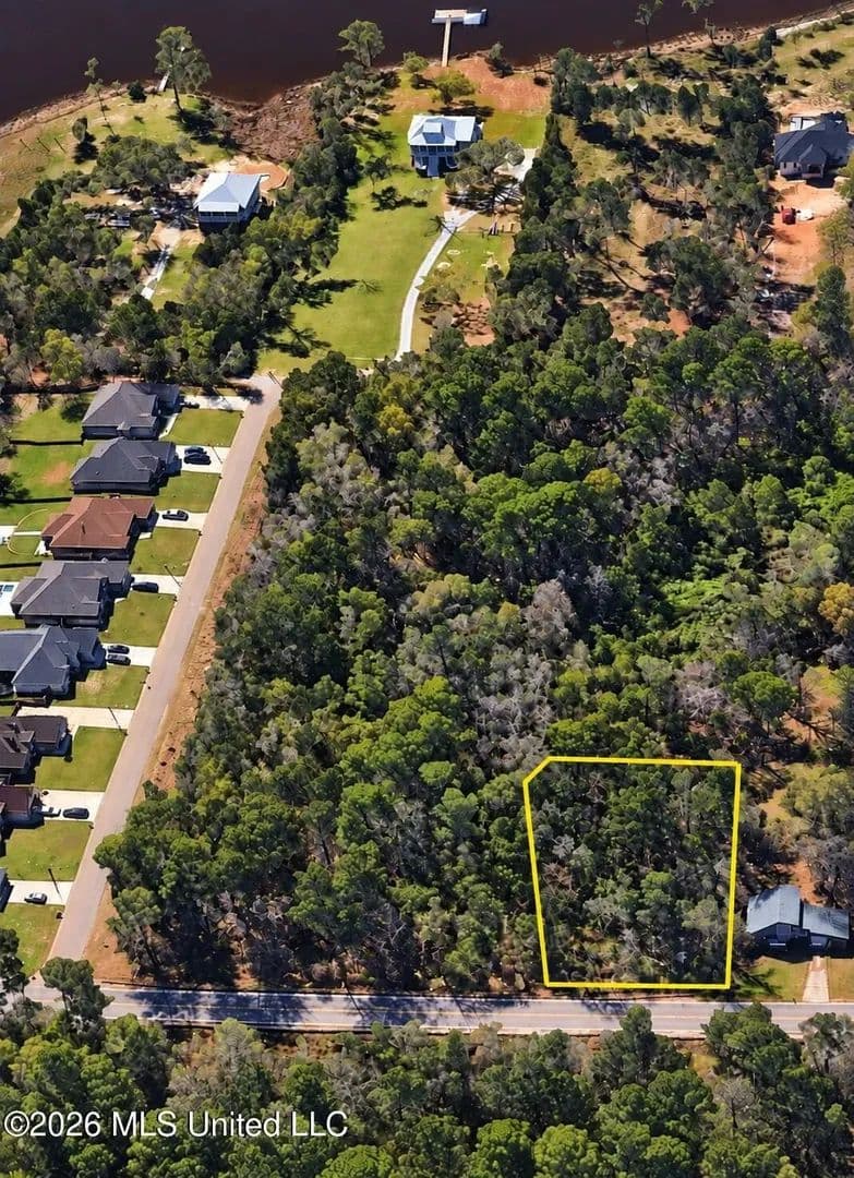 Lots & Land-Other in Biloxi - Biloxi, Mississippi, 39532