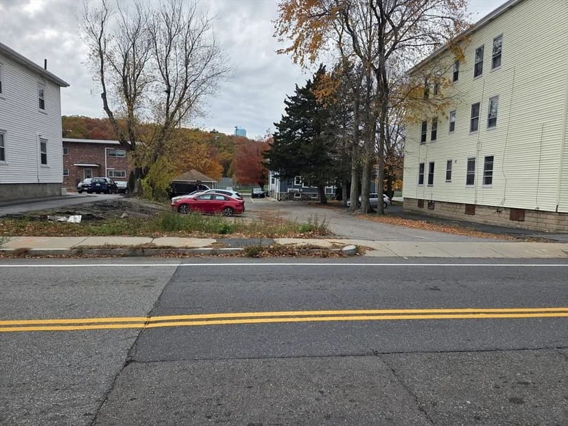 Vacant Land in Waltham