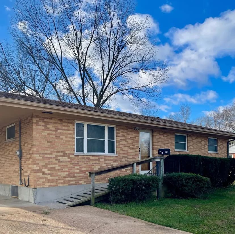 Charming Cottage 3 bed - 1 bath