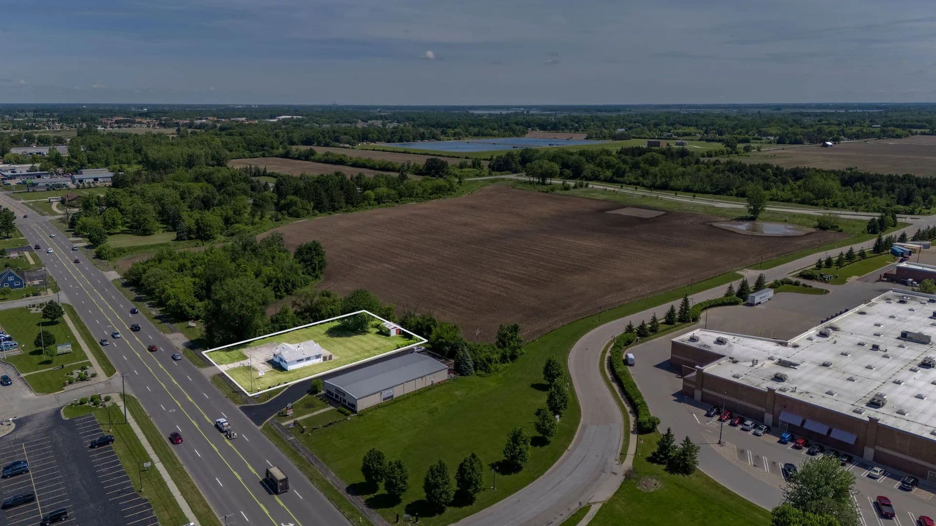 Land -Retail in Saginaw - Saginaw, Michigan, 48604