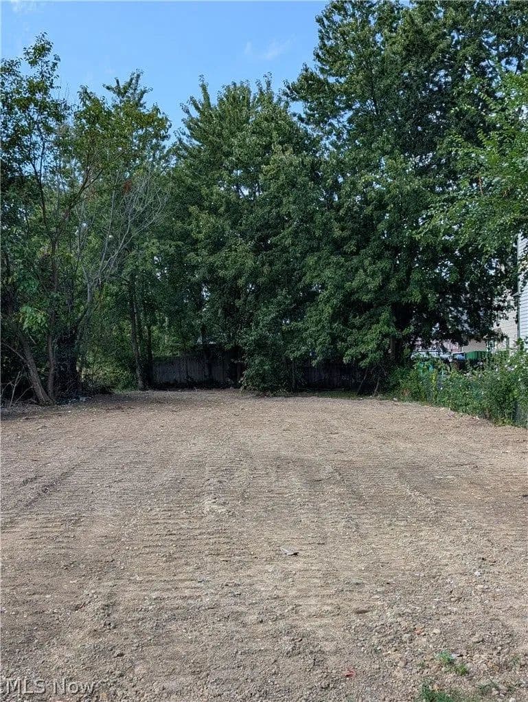 Lots & Land-Other in Cleveland - Cleveland, Ohio, 44102
