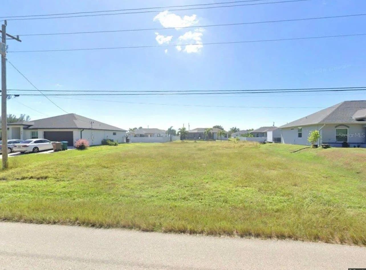 Property from 406 JACARANDA PKWY E - KW - Cape Coral, Florida, 33909