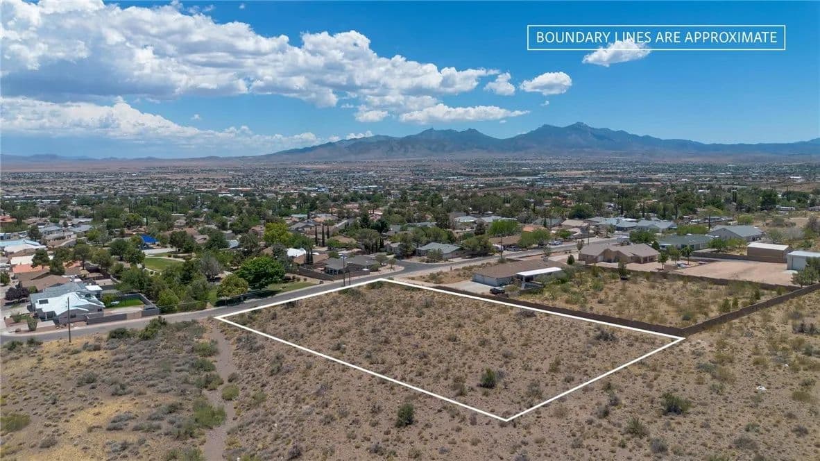 1.23 Acres of Land for Sale in Kingman, AZ - Kingman, Arizona, 86409