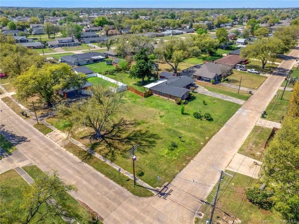 Lots & Land-Other in Lake Charles - Lake Charles, Louisiana, 70605