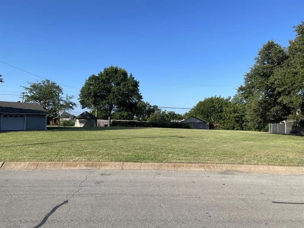 Vacant Land in Weatherford - Weatherford, Texas, 76086