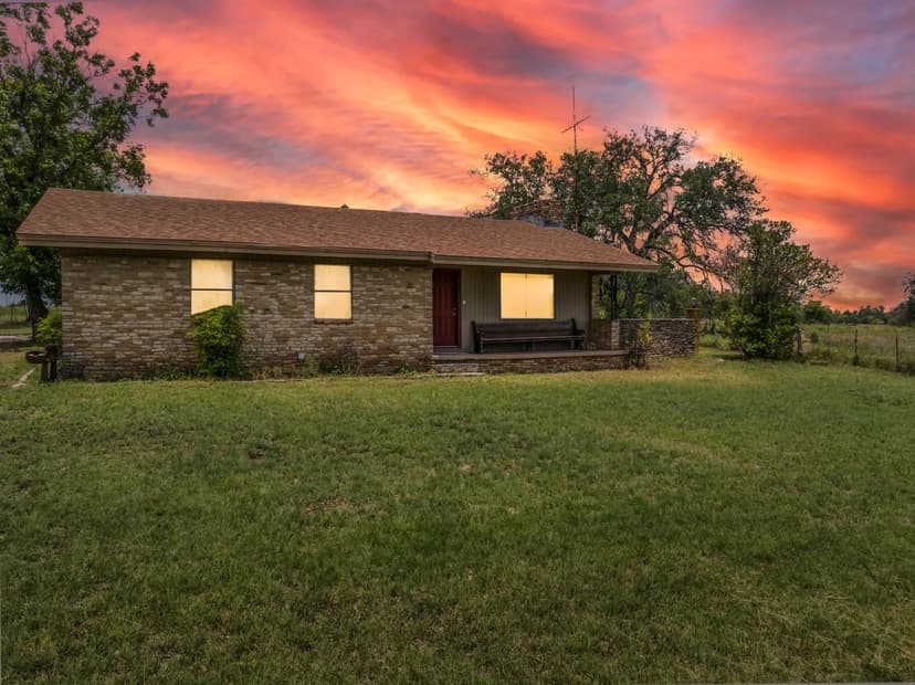 516.076 Acres with 3 Br 1.5 Ba Home north of Purmela, TX in Coryell County. 