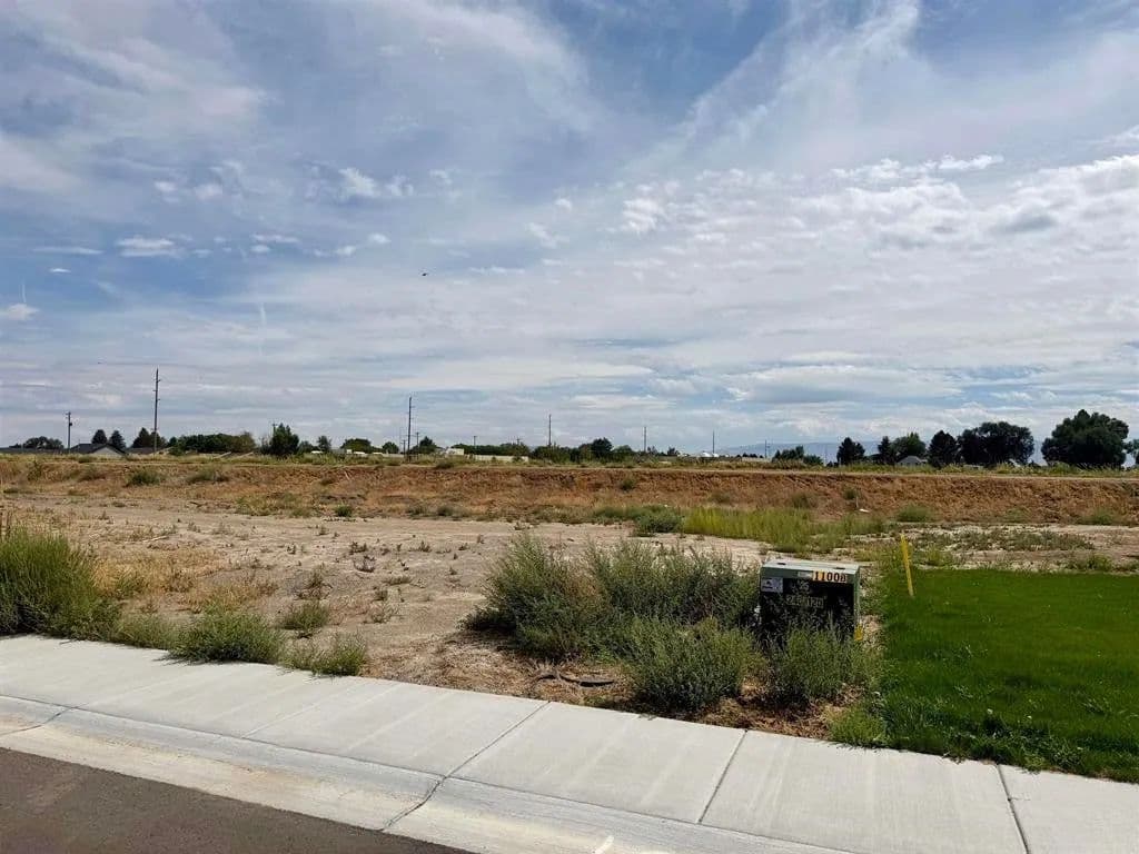 Land -Single Family Acreage in Rupert - Rupert, Idaho, 83350