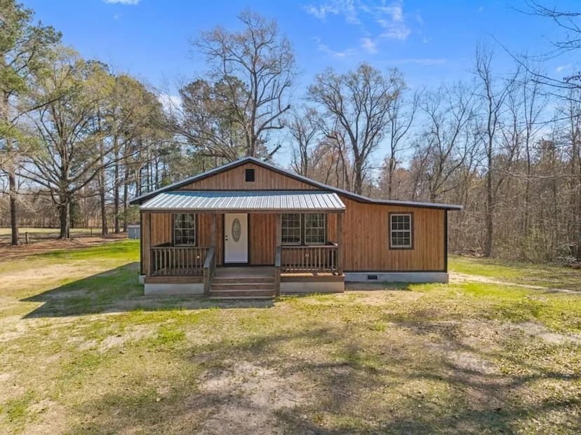 3.02 Acres with a Renovated Home Near the Tar River in Edgecombe County NC!