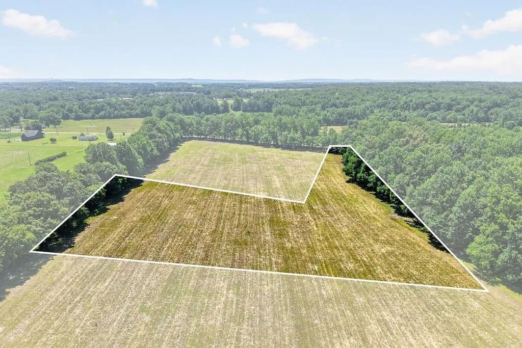 5.07 Acres of Land for Sale in Smithville, Tennessee - land for sale