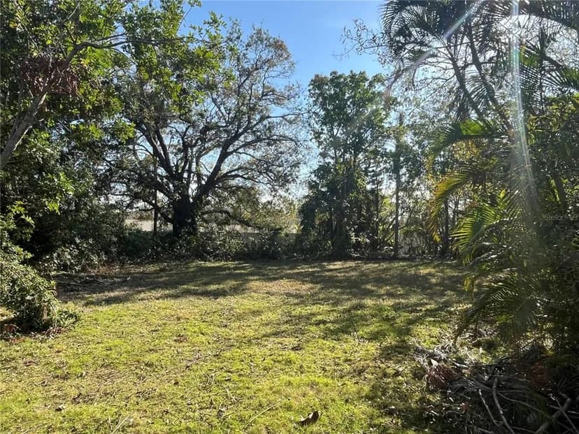 Vacant Land in Sarasota