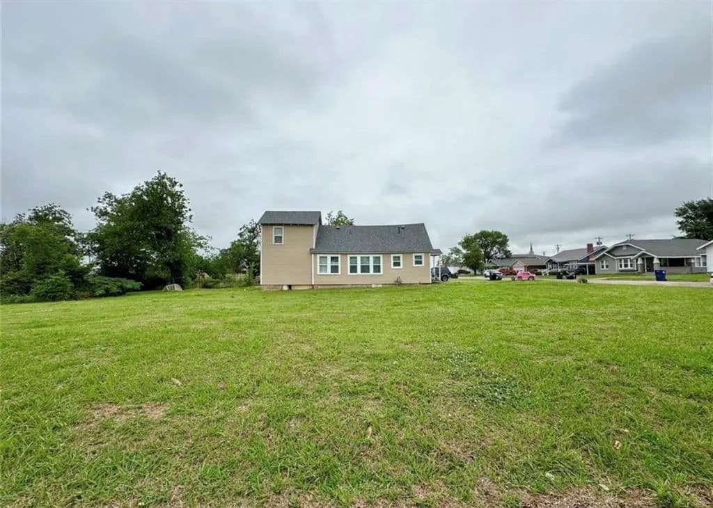 Property from 401 W Midland Street - KW - Shawnee, Oklahoma, 74804