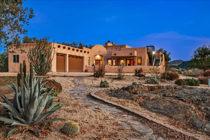 Horizon Ridge Hacienda