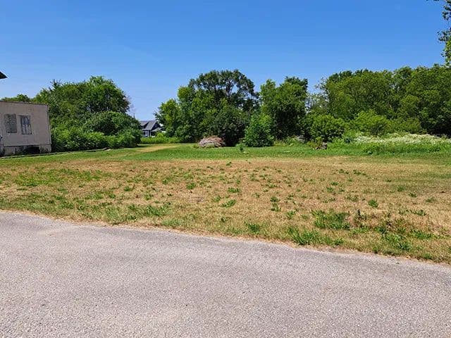 Vacant Land (0-10 Acres) in Sturgeon Bay