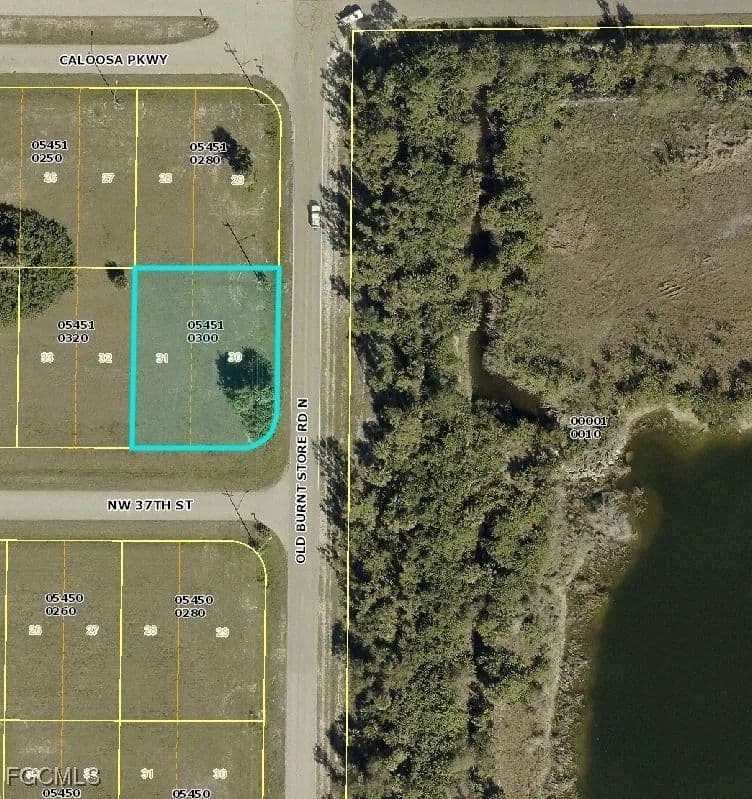 Lots & Land-Other in Cape Coral - Cape Coral, Florida, 33993