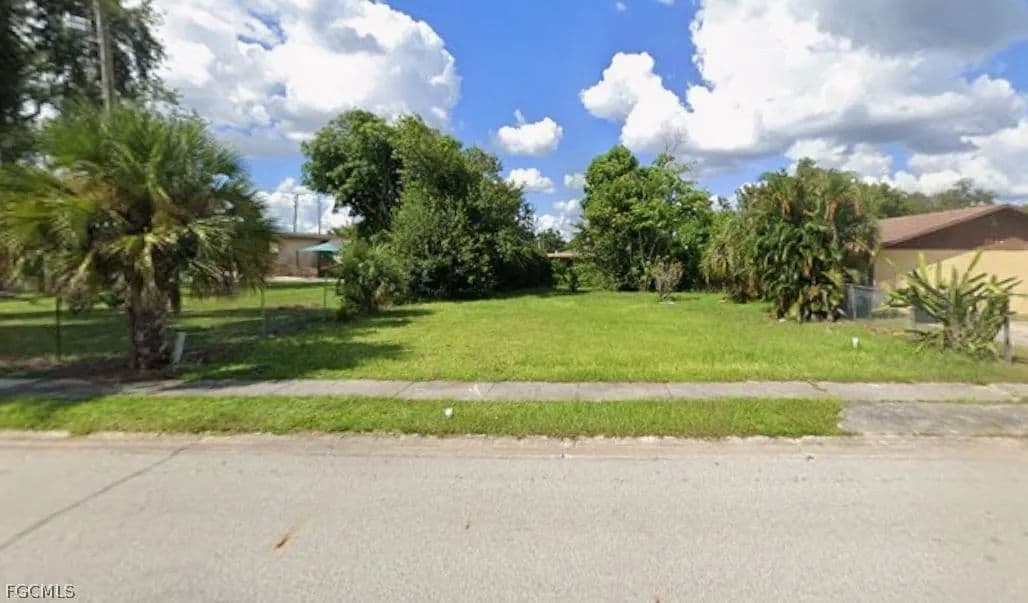 Lots & Land-Other in Fort Myers - Fort Myers, Florida, 33916