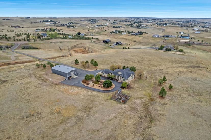 3855 Mountain View Meadows Circle