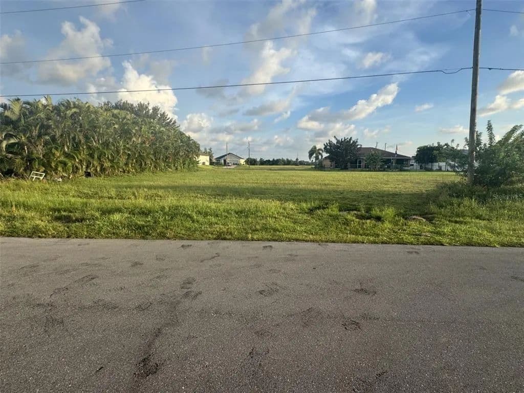 Vacant Land in Cape Coral - Cape Coral, Florida, 33993
