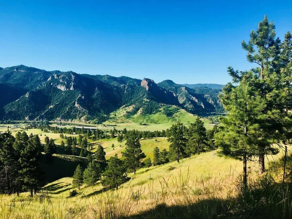 31.95 Acres of Land for Sale in Cascade, MT - land for sale