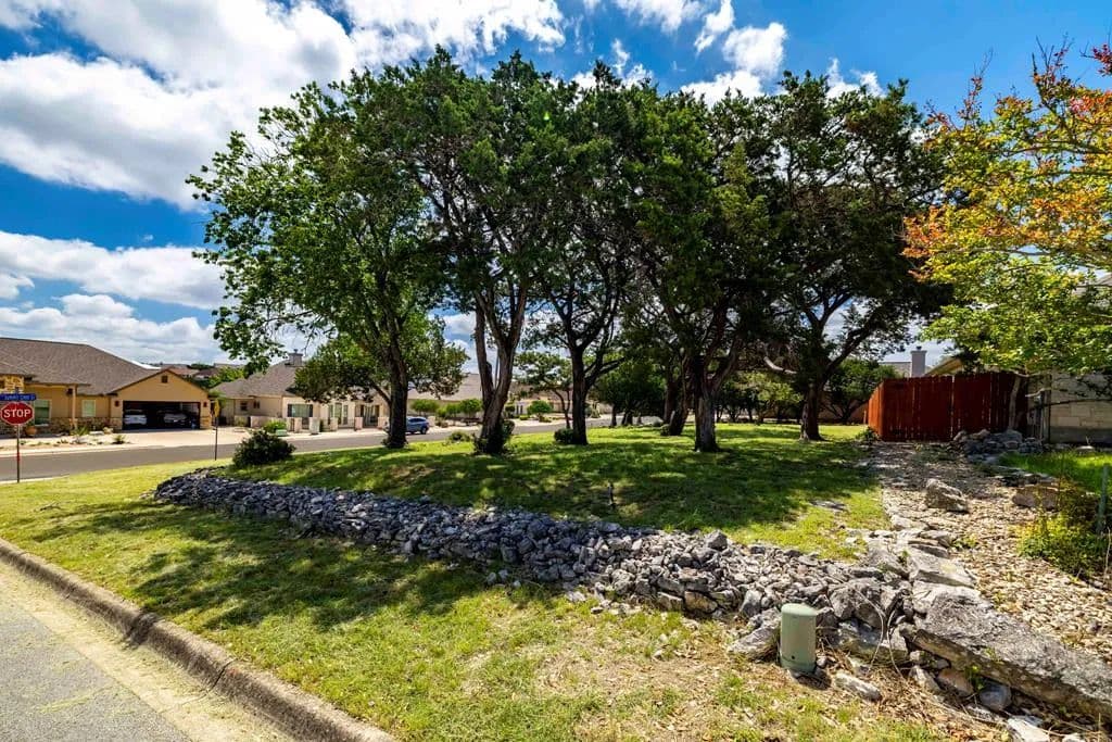Property from 1929 Summit Top Dr #8 - KW - Kerrville, Texas, 78028