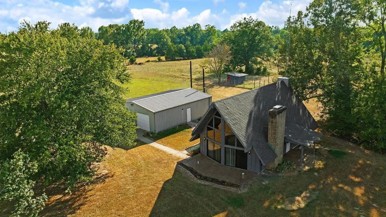 6517 County Road 45600 - Blossom, Texas, 75416