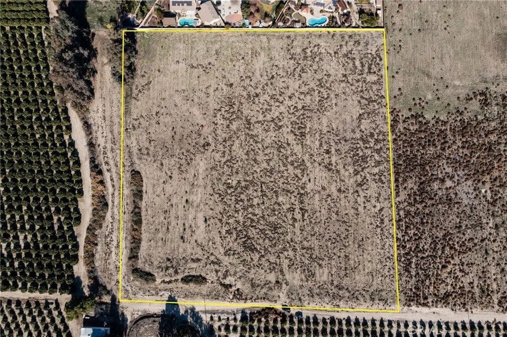 Lots & Land-Other in Hemet - Hemet, California, 92544