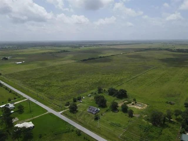 Land -Agricultural (Not Zoned) in Iowa - Iowa, Louisiana, 70647