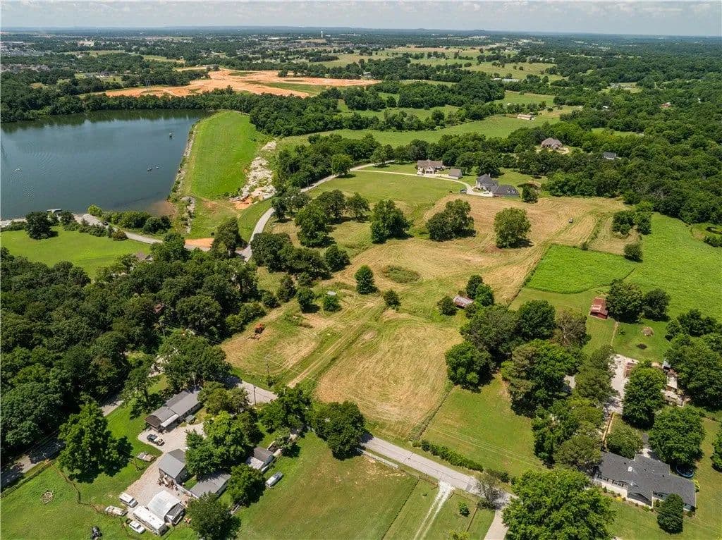 Lots & Land-Other in Elm Springs - Elm Springs, Arkansas, 72762