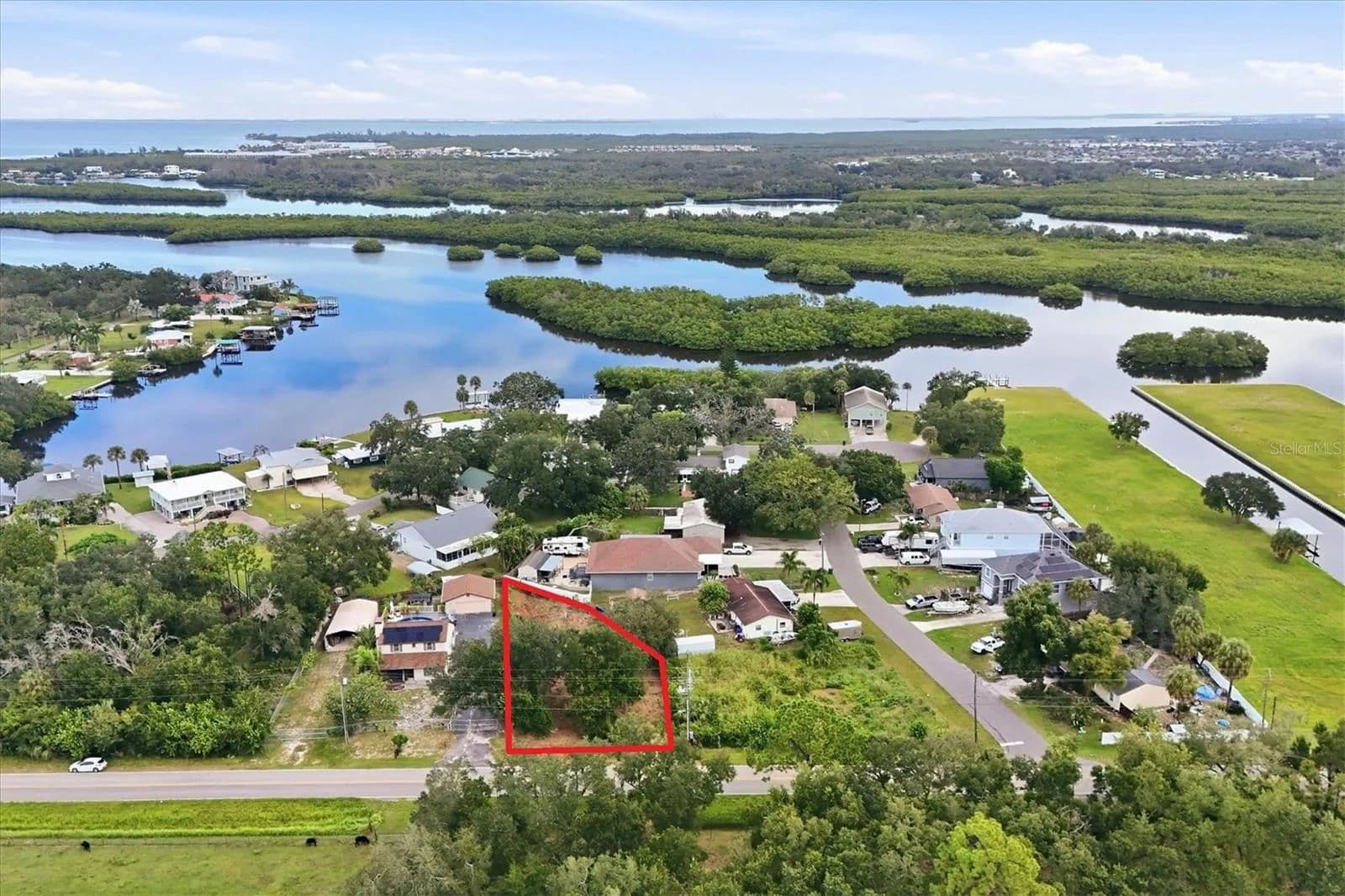 0.28 Acres of Land for Sale in RUSKIN, FL - Ruskin, Florida, 33570