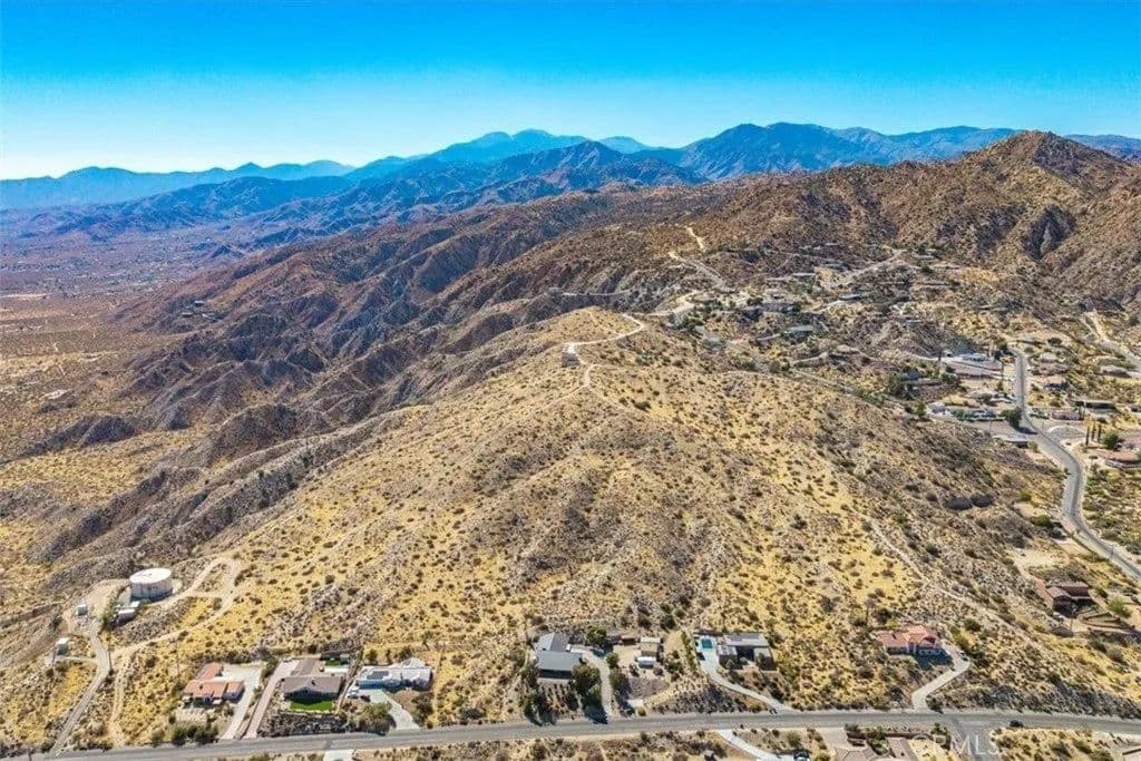 Lots & Land-Other in Yucca Valley - Yucca Valley, California, 92284