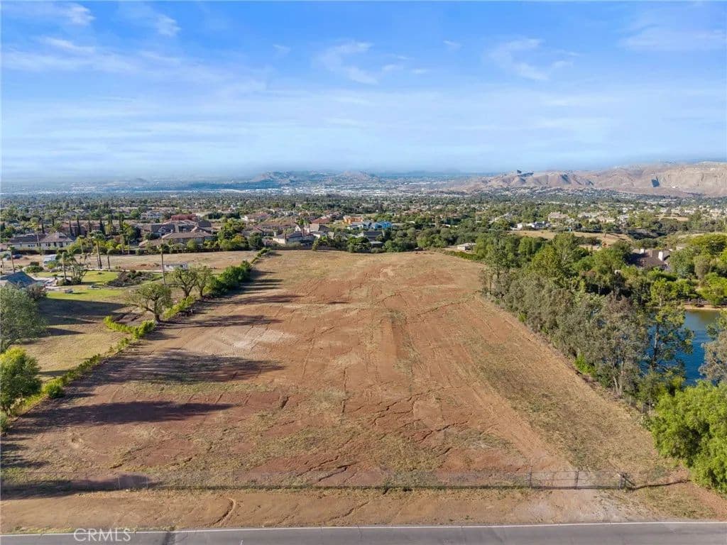 Property from 0 Hidden Springs Drive - KW - Corona, California, 92881