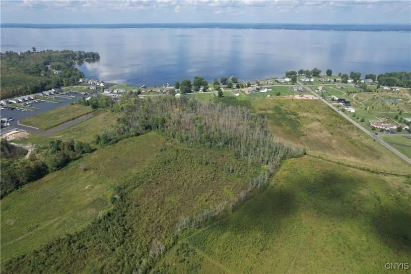 Land -Single Family Acreage in Bridgeport