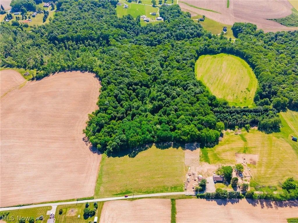 28.52 Acres of Land for Sale in Minerva, Ohio - Minerva, Ohio, 44657