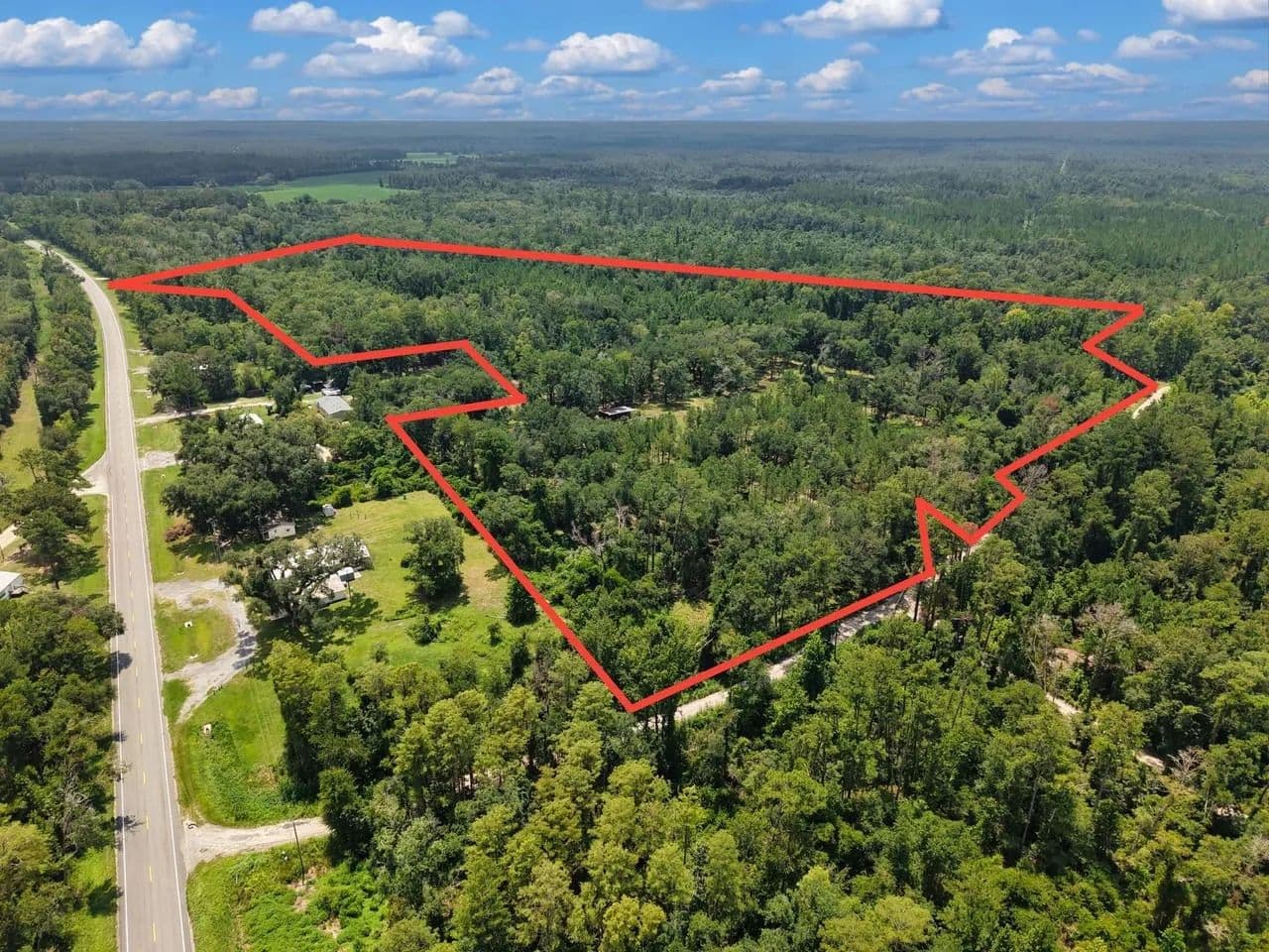 Prime 25-Acre Hunting Retreat with Homesite, Multiple Structures & Development Potential - Greenville, Florida, 32331