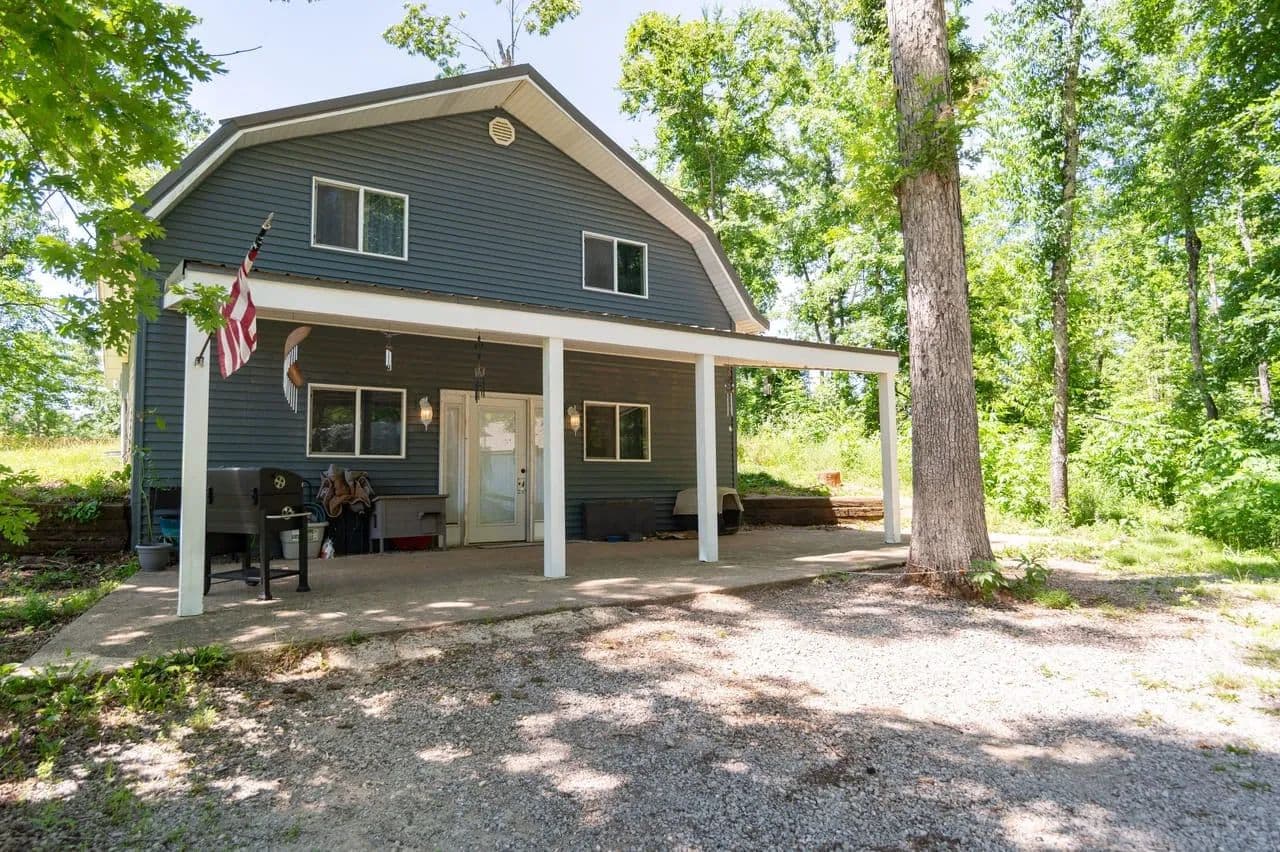 Newly Remodeled 3-Bed Home in Poplar Bluff, MO - Poplar Bluff, Missouri, 63901