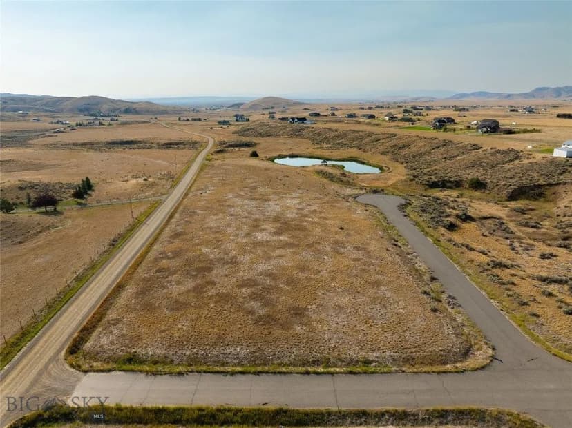 Property from 7 S Hook Bill Drive - KW